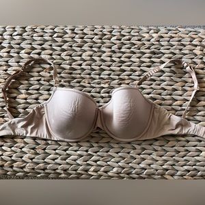 Third Love 32E (32DD) nude colored bra excellent condition